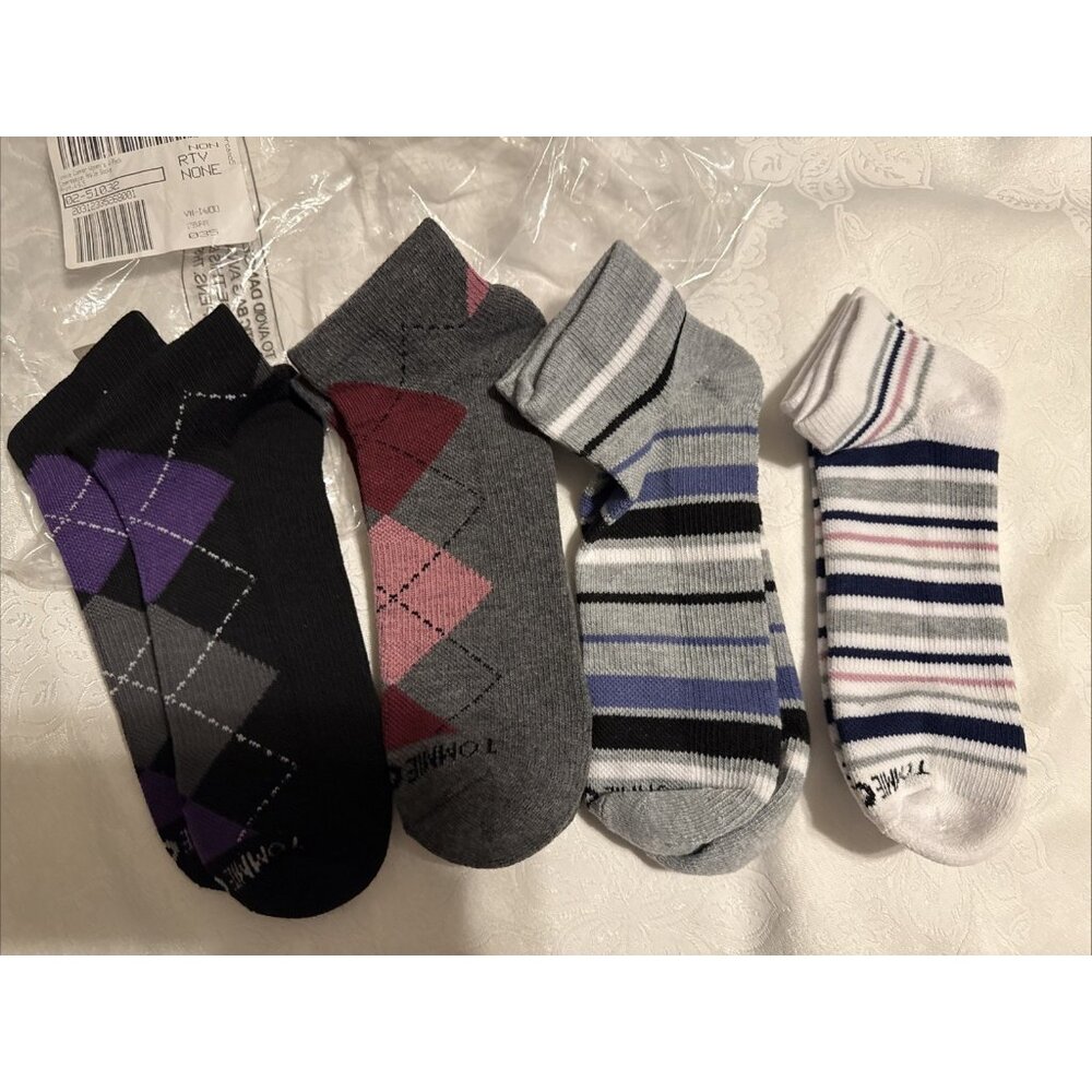 Tommie Copper Set of 4 Ankle Compression Socks Basic Women's Small 4-6.5 NEW